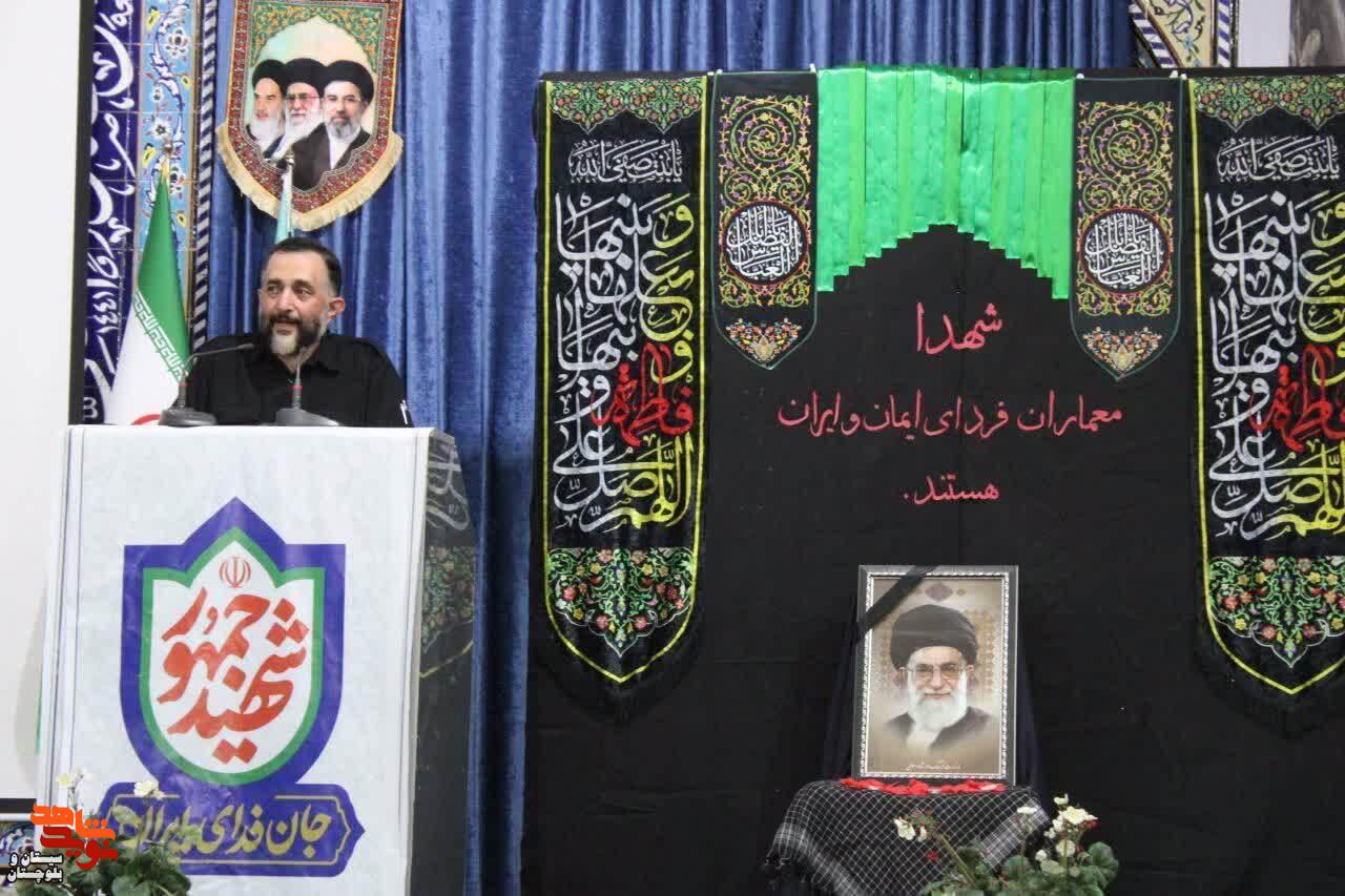 دلگان میزبان آیین گرامیداشت امام شهید، شهدای بیت رهبری و شهدای جنگ رمضان شد دلگان میزبان آیین گرامیداشت امام شهید، شهدای بیت رهبری و شهدای جنگ رمضان شد