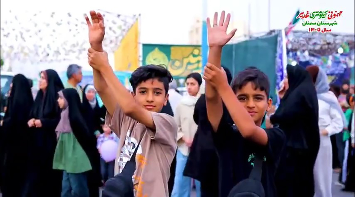 کلیپ/ تصاویری از راهپیمایی کیلومتری غدیر در سمنان کلیپ/ تصاویری از راهپیمایی کیلومتری غدیر در سمنان