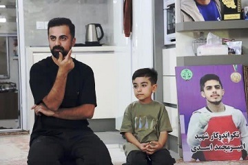 روایتی از شهید مازندرانی «ناو جماران» / من در آسمان‌ها پرواز می‌کنم