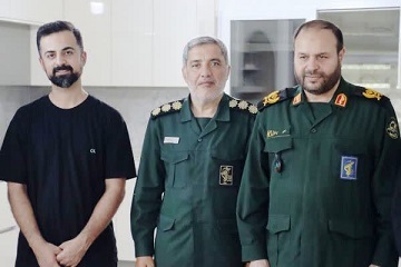 روایتی از شهید مازندرانی «ناو جماران» / من در آسمان‌ها پرواز می‌کنم