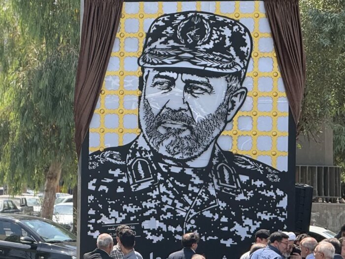 تندیس یادبود سپهبد شهید «غلامعلی رشید» در دزفول رونمایی شد تندیس یادبود سپهبد شهید «غلامعلی رشید» در دزفول رونمایی شد
