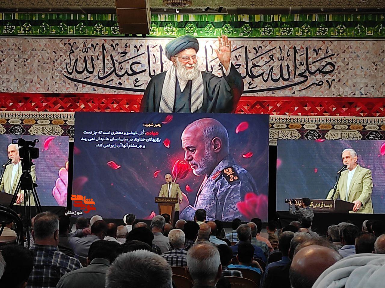 گزارش تصویری/ آیین بزرگداشت سالگرد شهادت سردار سرلشکر «غلامعلی رشید» در دزفول گزارش تصویری/ آیین بزرگداشت سالگرد شهادت سردار سرلشکر «غلامعلی رشید» در دزفول