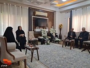 دیدار مدیرکل بنیاد مازندران از خانواده جانباز شهید ذوالفقار خمیران در ساری