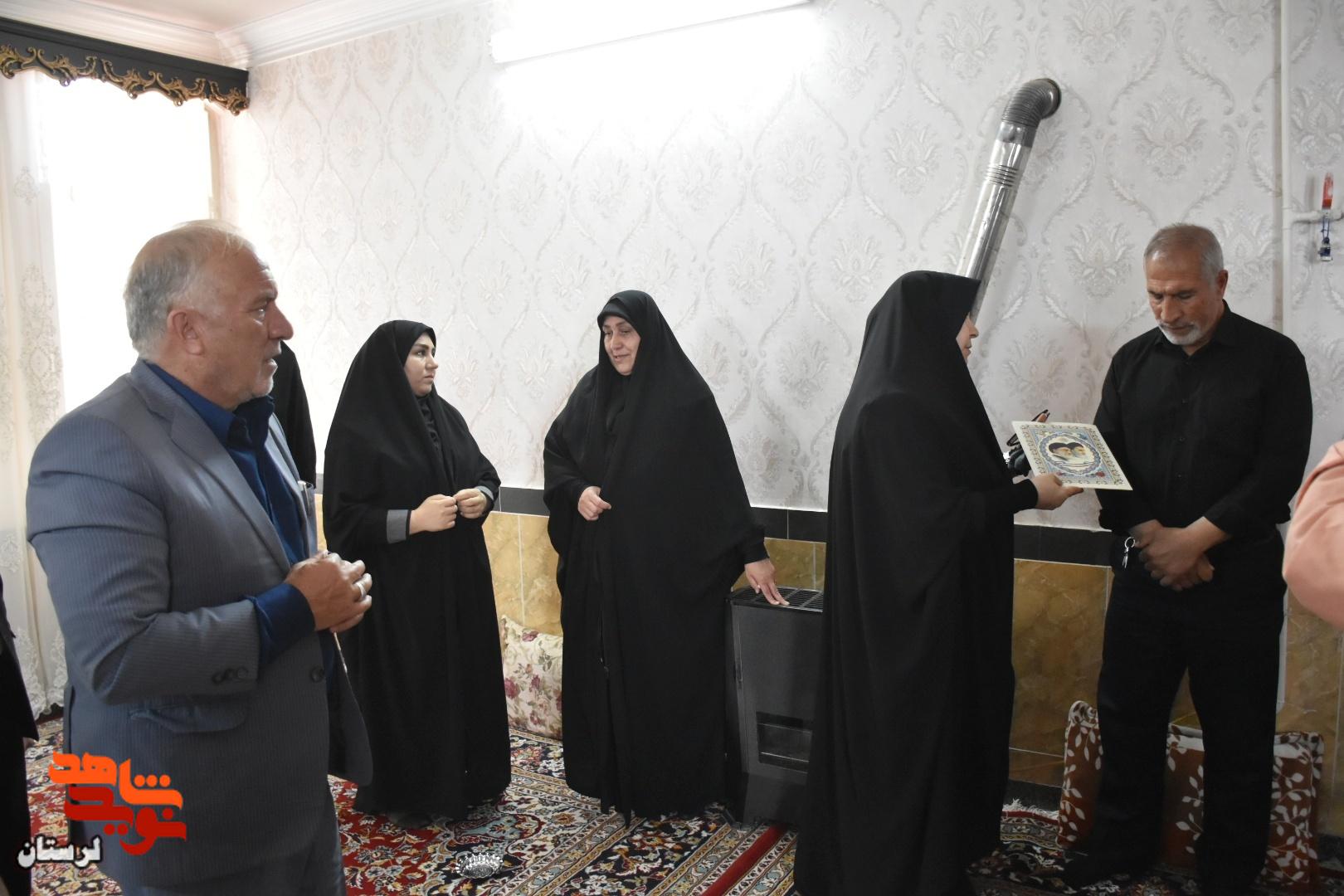 دیدار با خانواده جمعی از شهدای جنگ رمضان در شهرستان بروجرد