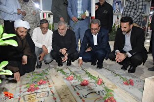 آیین گلباران مزار مطهر شهدای جنگ رمضان در محلات با حضور نایب رئیس اول مجلس شورای اسلامی