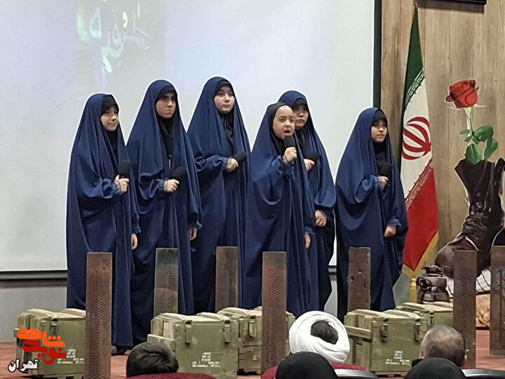 تجدید میثاق خانواده‌های شهدای مدافع حرم و امنیت تهران با آرمان‌های انقلاب در بهشت زهرا (س)