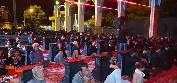 گلزار شهدای تویسرکان میزبان عزاداران حسینی