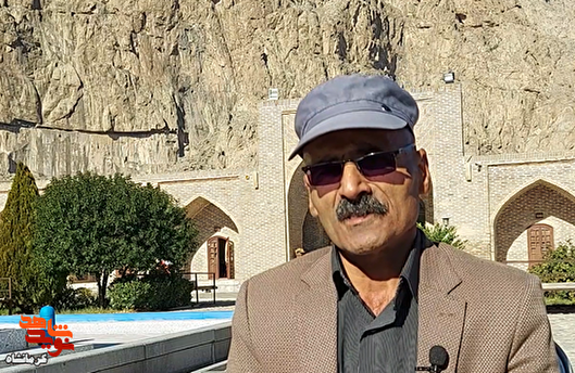 سال‌ها پس از آزادی هم خود را در اردوگاه اسرا می‌دیدیم