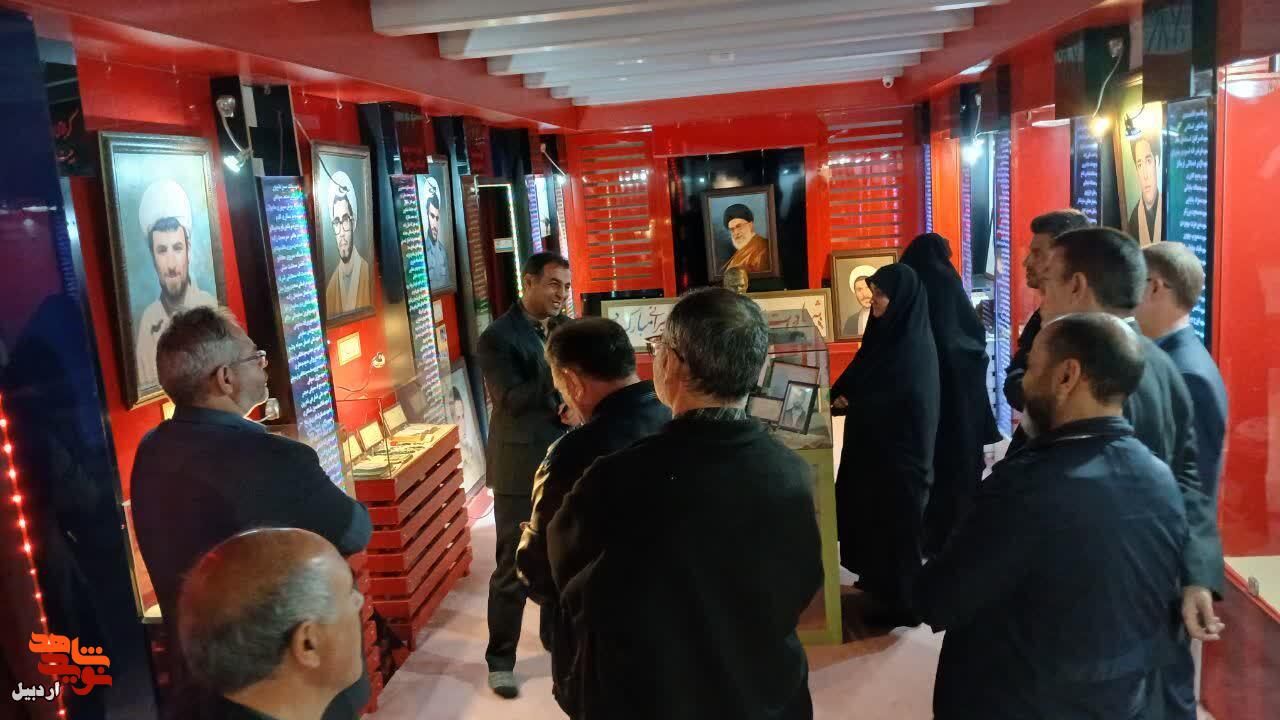 بازدید اعضای پایگاه مقاومت بسیج شهید مهدی باکری استانداری از موزه شهدای اردبیل بازدید اعضای پایگاه مقاومت بسیج شهید مهدی باکری استانداری از موزه شهدای اردبیل