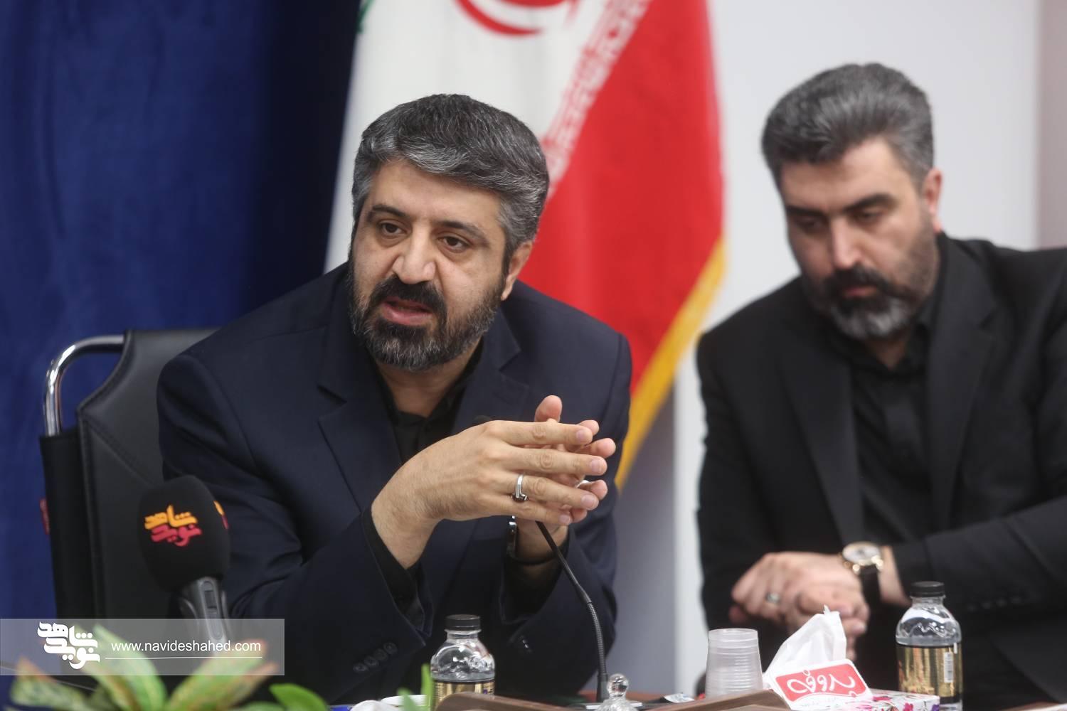 تشییع رهبر شهید؛ نماد مشارکت ملی و پیوند مردم با آرمانهای انقلاب تشییع رهبر شهید؛ نماد مشارکت ملی و پیوند مردم با آرمانهای انقلاب