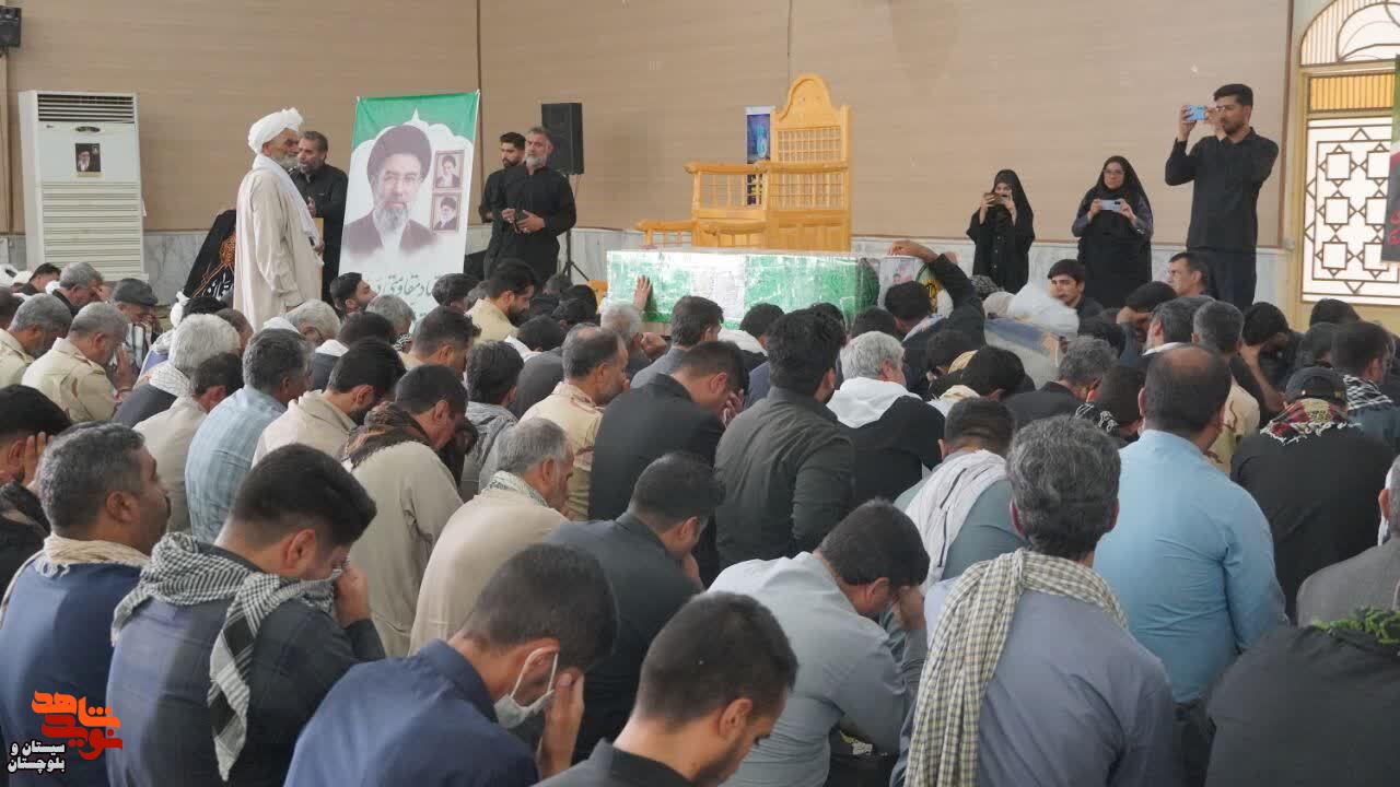 وداع باشکوه مردم زهک با شهید مرزبان نبی علیاکبری وداع باشکوه مردم زهک با شهید مرزبان نبی علیاکبری