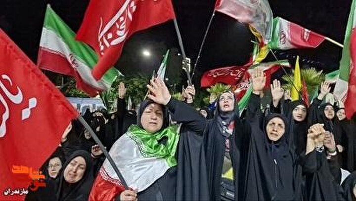 خروش مردم محمودآباد در شب‌های ایستادگی و مقاومت+تصاویر