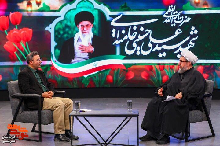 تبیین ابعاد مدیریتی و معنوی رهبر شهید انقلاب در کلام امام جمعه تبریز تبیین ابعاد مدیریتی و معنوی رهبر شهید انقلاب در کلام امام جمعه تبریز