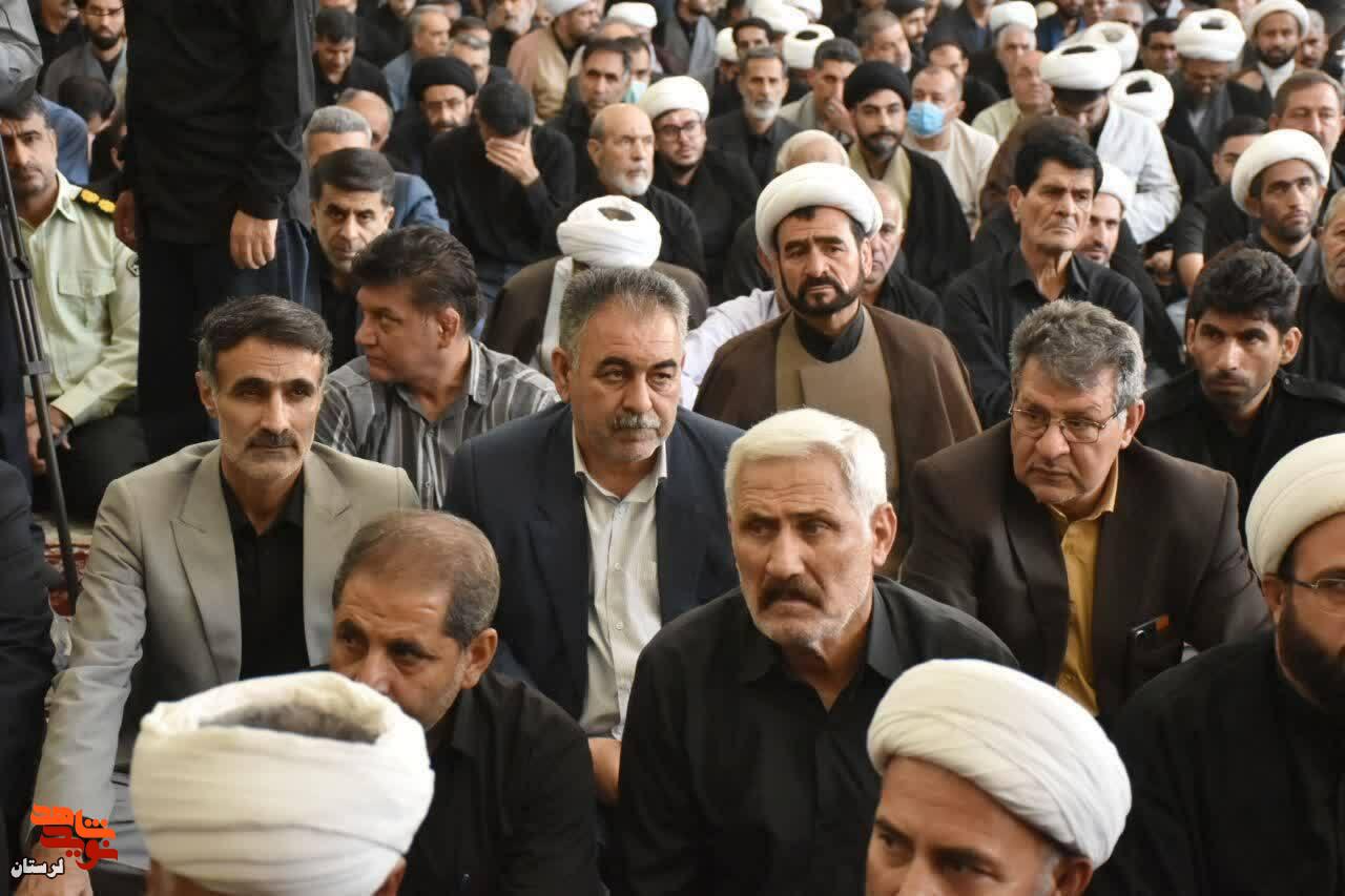 آیین عزاداری و وداع با آقای شهید ایران در حوزه علمیه کمالیه خرم‌آباد