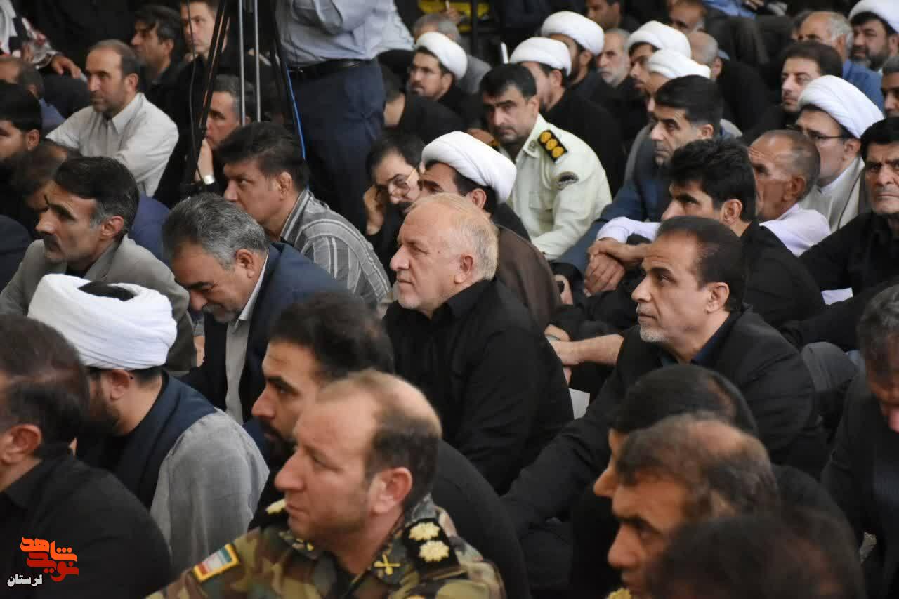 آیین عزاداری و وداع با آقای شهید ایران در حوزه علمیه کمالیه خرم‌آباد