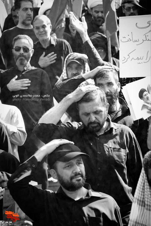 تصاویر وداع با رهبر شهید در مصلای تهران تصاویر وداع با رهبر شهید در مصلای تهران