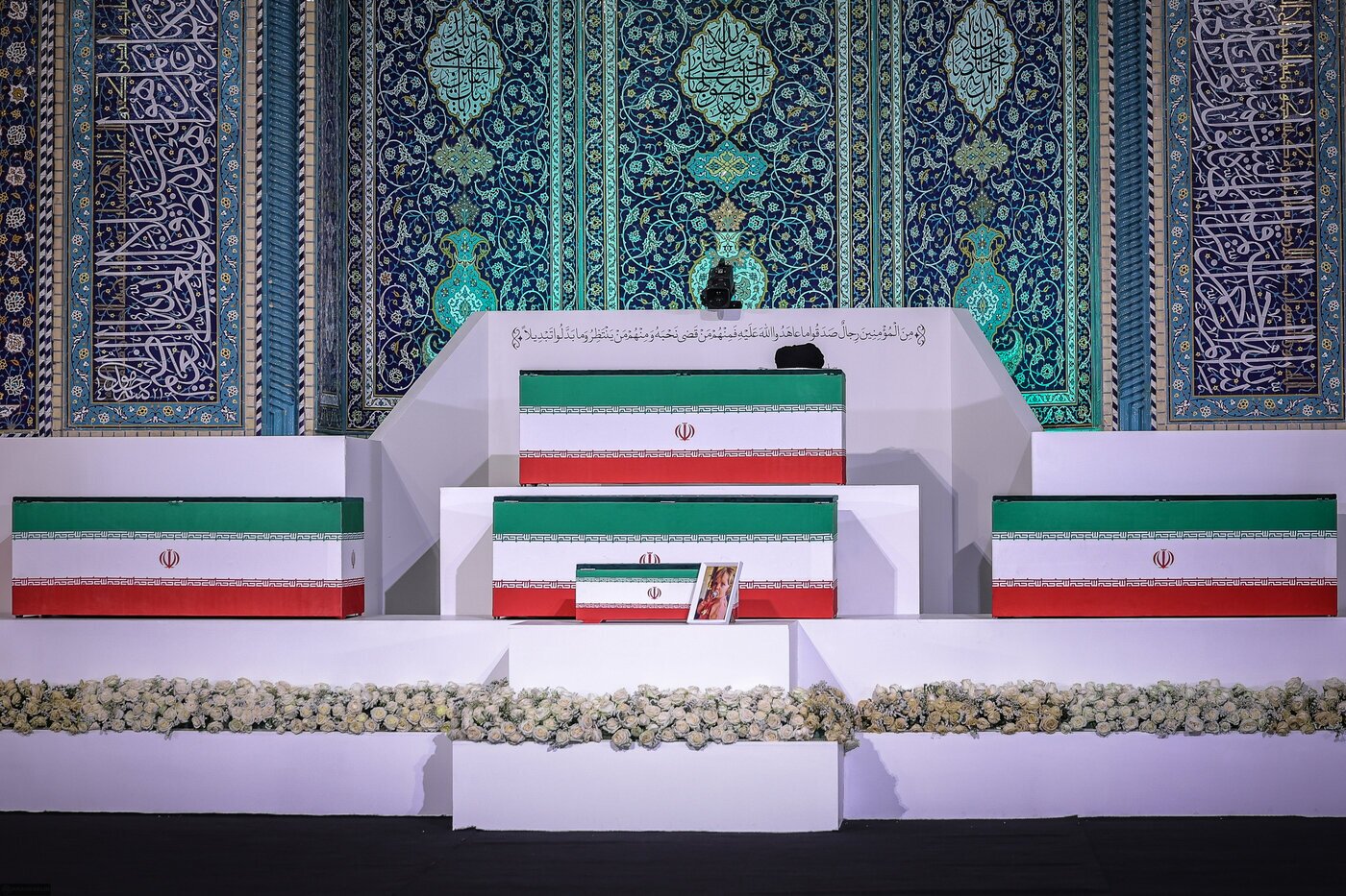 روایت استادِ شهیده سیده بشری خامنهای: هیچگاه کوششی برای معرفی جایگاه خانوادگی خود نداشت روایت استادِ شهیده سیده بشری خامنهای: هیچگاه کوششی برای معرفی جایگاه خانوادگی خود نداشت