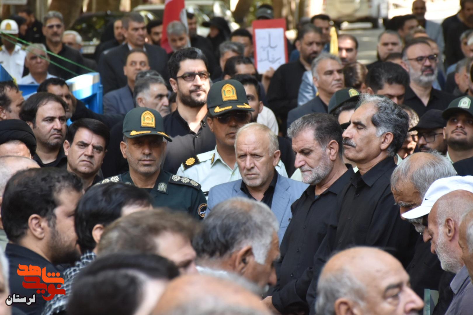 اجتماع بزرگ عاشقان رهبر شهید انقلاب در خرم‌آباد