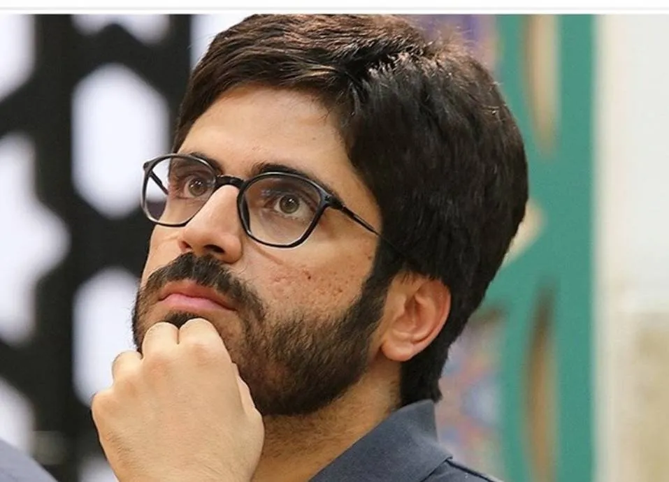 شعرخوانی حماسی محمد رسولی با مضمون خونخواهی امام شهید شعرخوانی حماسی محمد رسولی با مضمون خونخواهی امام شهید