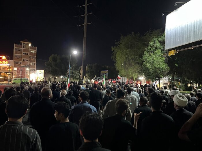 تشییع نمادین پیکر رهبر شهید انقلاب در دزفول تشییع نمادین پیکر رهبر شهید انقلاب در دزفول