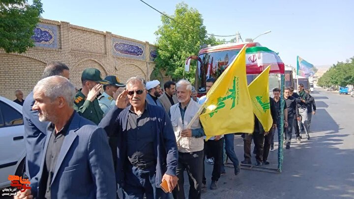 بدرقه کاروان مراسم تشییع قائد شهید از شهرستان تکاب