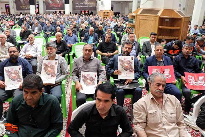 برگزاری آیین سوگواری و بدرقه «امام شهید» با حضور کارکنان دولت در حرم مطهر شاهچراغ (ع)