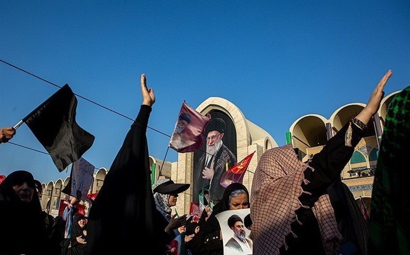 حضور باشکوه در تشییع رهبر شهید انقلاب، پاسخی قاطع به دشمنان ایران است حضور باشکوه در تشییع رهبر شهید انقلاب، پاسخی قاطع به دشمنان ایران است