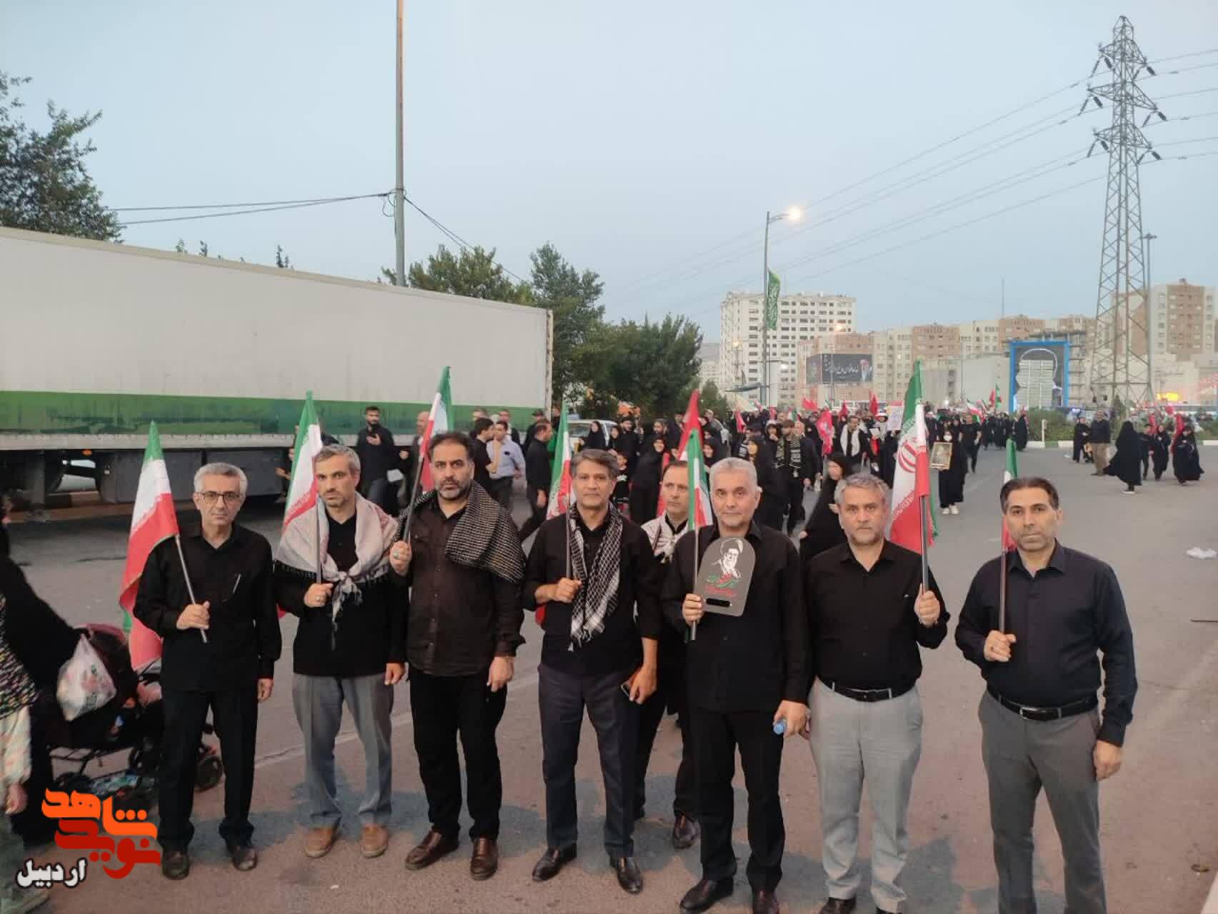 حضور مدیرکل بنیاد شهید و امور ایثارگران استان اردبیل در مراسم تشییع و بدرقه رهبر شهید در قم حضور مدیرکل بنیاد شهید و امور ایثارگران استان اردبیل در مراسم تشییع و بدرقه رهبر شهید در قم