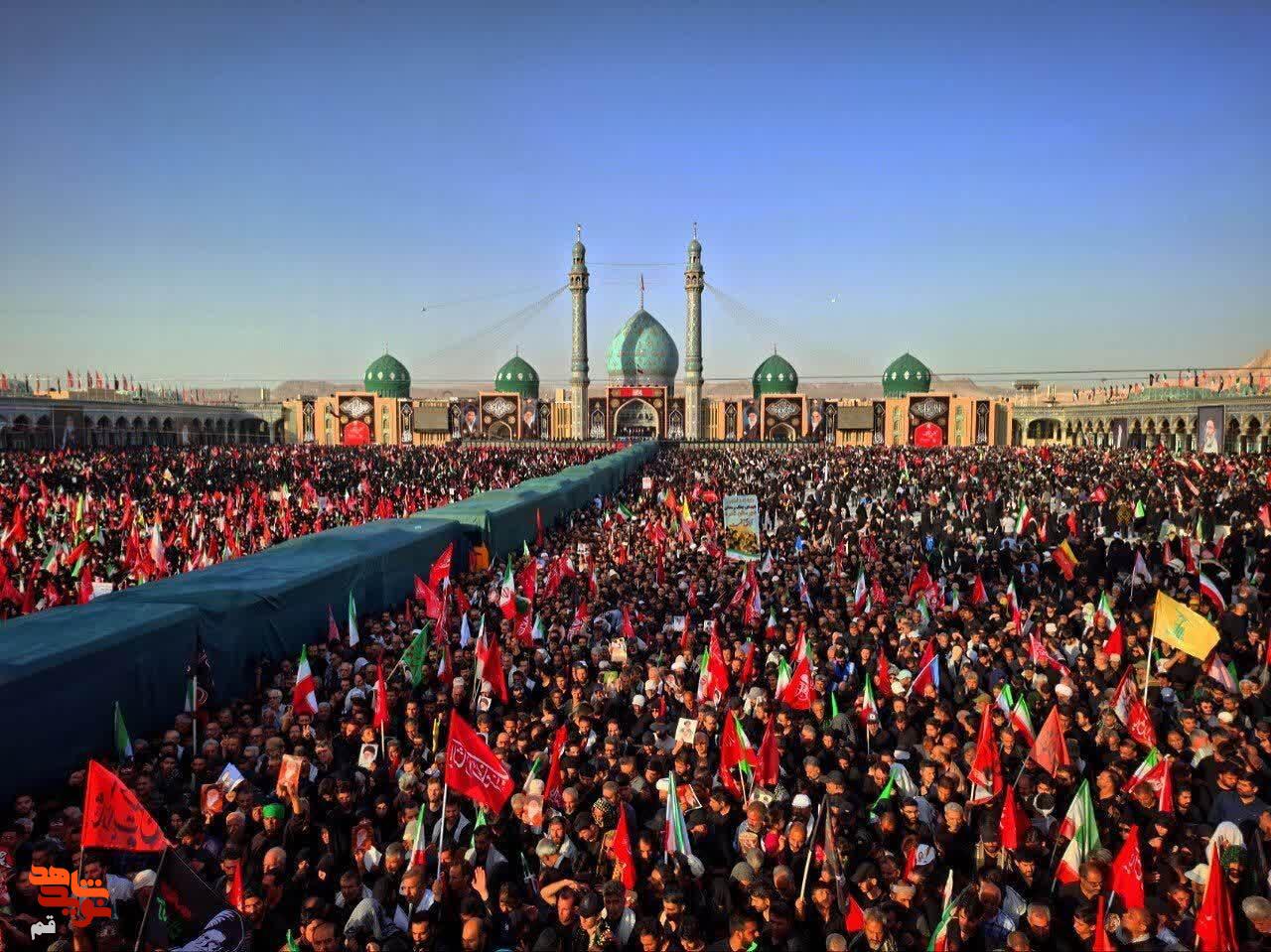 میزبانی مسجدمقدس جمکران از رهبر شهید انقلاب میزبانی مسجدمقدس جمکران از رهبر شهید انقلاب
