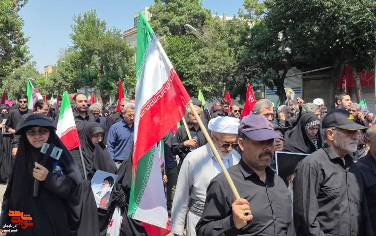 همگام با ایران، حضور خانوادههای معظم شهدا، ایثارگران و همکاران بنیاد در مراسم وداع با قائد شهید امت در ارومیه همگام با ایران، حضور خانوادههای معظم شهدا، ایثارگران و همکاران بنیاد در مراسم وداع با قائد شهید امت در ارومیه