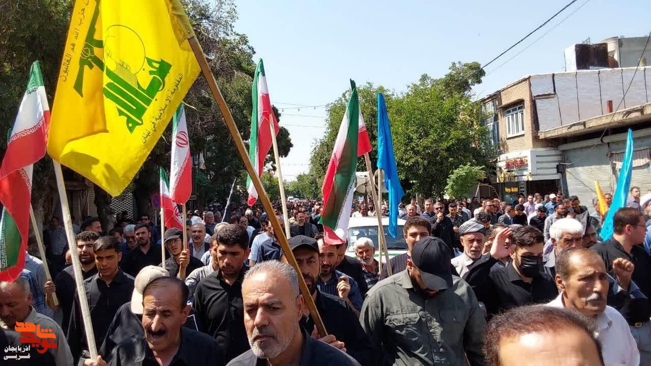 آیین سوگواری و بزرگداشت حضرت آیتالله العظمی خامنهای در بوکان آیین سوگواری و بزرگداشت حضرت آیتالله العظمی خامنهای در بوکان