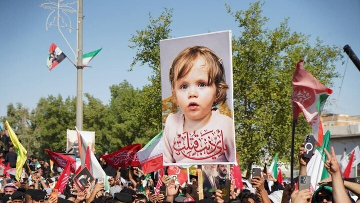 پیکر مطهرقائدامت وارد کربلا شد/بین‌الحرمین مملو از عزاداران رهبر شهید انقلاب