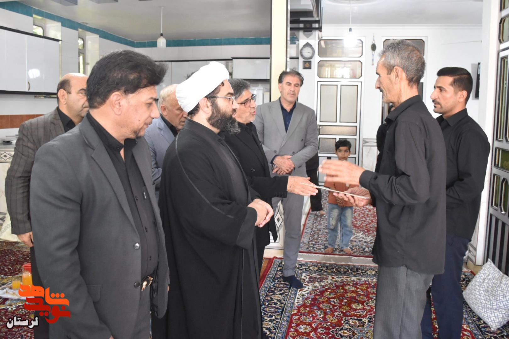 دیدار با جمعی از خانواده شهدای جنگ رمضان در شهرستان رومشکان