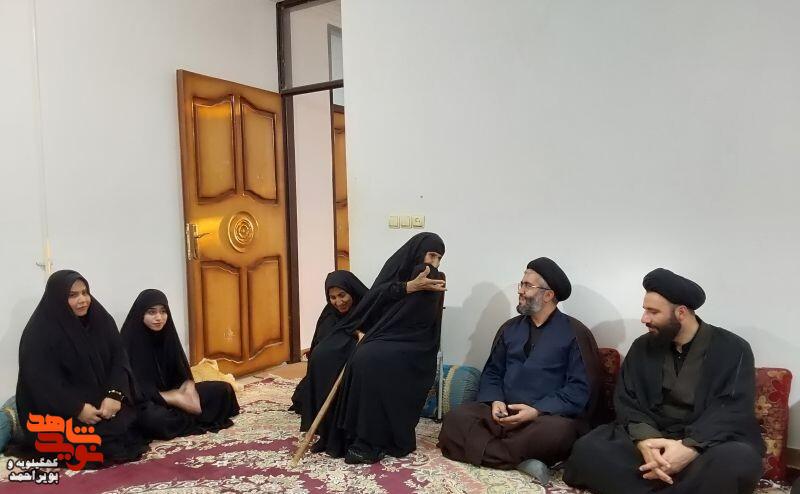 سئولان قضایی لنده، میهمان صبر و ایثار مادرشهید سئولان قضایی لنده، میهمان صبر و ایثار مادرشهید