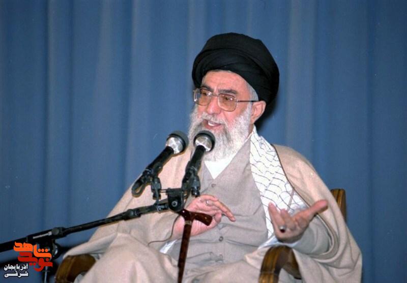 روایتی از سوگ جمعی در روز تشییع روایتی از سوگ جمعی در روز تشییع