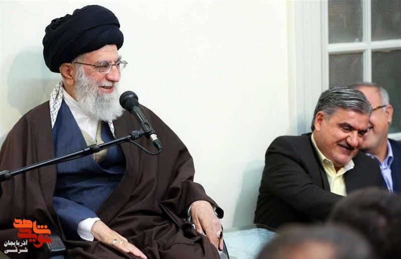 روایتی از سوگ جمعی در روز تشییع روایتی از سوگ جمعی در روز تشییع