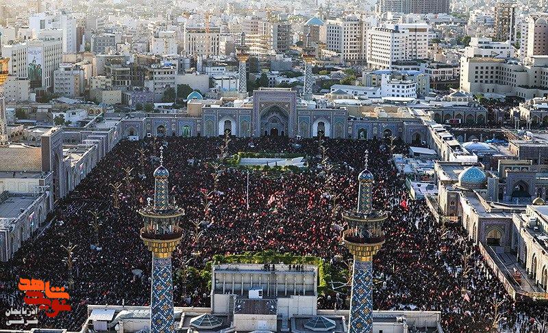 روایتی از سوگ جمعی در روز تشییع روایتی از سوگ جمعی در روز تشییع