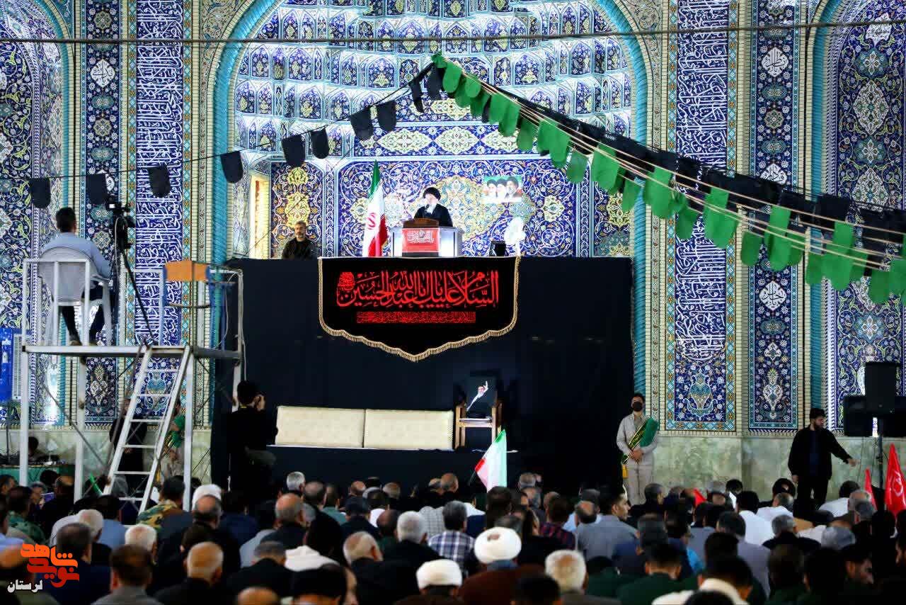 مراسم بزرگداشت آقای شهید ایران در خرم آباد برگزار شد