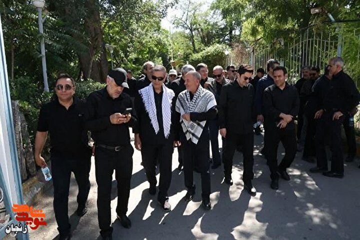 حضور مدیران استان زنجان در مراسم تشییع رهبر شهید آیت الله سید علی خامنه ای