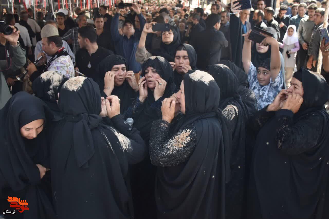 آئین «چَمَر و کُتَل» در ایتی وند دلفان برگزار شد آئین «چَمَر و کُتَل» در ایتی وند دلفان برگزار شد