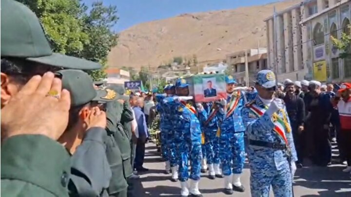 فیلم / تشییع پیکر مطهر شهید علیرضا معینی رودبالی