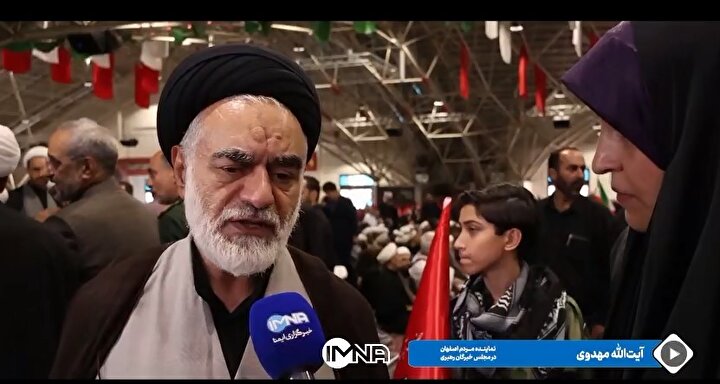 رهبر شهید، اصفهان را اولین استان در قوت دین می‌دانستند