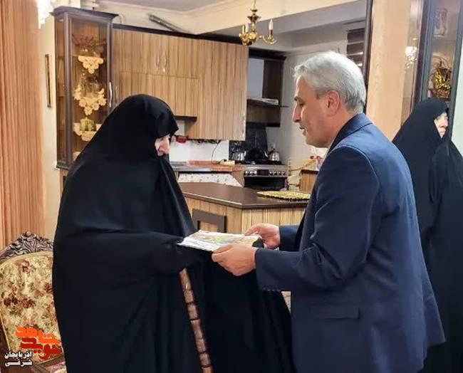 دیدار مدیرکل بنیاد شهید استان با همسران چهار شهید والامقام دیدار مدیرکل بنیاد شهید استان با همسران چهار شهید والامقام