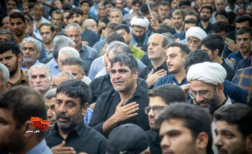 آیین وداع باشکوه با پیکر مطهر شهیدان والامقام «ایرج سردارپور»، «اصغر سردارپور» و «علی تاجبخش» در گتوند آیین وداع باشکوه با پیکر مطهر شهیدان والامقام «ایرج سردارپور»، «اصغر سردارپور» و «علی تاجبخش» در گتوند