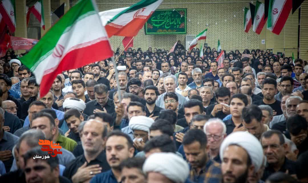آیین وداع باشکوه با پیکر مطهر شهیدان والامقام «ایرج سردارپور»، «اصغر سردارپور» و «علی تاجبخش» در گتوند آیین وداع باشکوه با پیکر مطهر شهیدان والامقام «ایرج سردارپور»، «اصغر سردارپور» و «علی تاجبخش» در گتوند