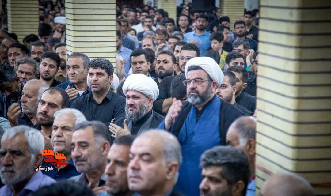آیین وداع باشکوه با پیکر مطهر شهیدان والامقام «ایرج سردارپور»، «اصغر سردارپور» و «علی تاجبخش» در گتوند آیین وداع باشکوه با پیکر مطهر شهیدان والامقام «ایرج سردارپور»، «اصغر سردارپور» و «علی تاجبخش» در گتوند