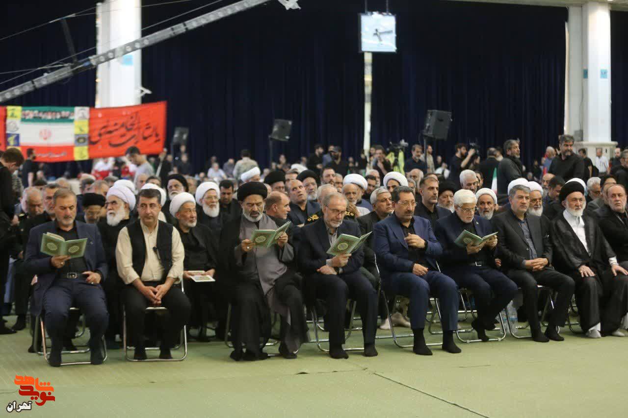 حضور مدیرکل بنیاد شهید تهران بزرگ در مراسم بزرگداشت «آقای شهید ایران» حضور مدیرکل بنیاد شهید تهران بزرگ در مراسم بزرگداشت «آقای شهید ایران»