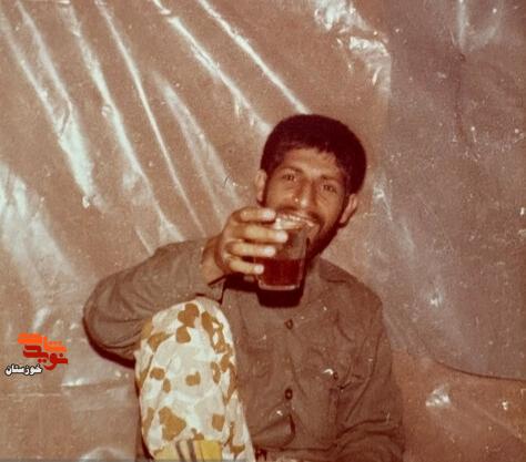 سرلشکر شهید «غلامرضا محرابی» در قاب جبهه سرلشکر شهید «غلامرضا محرابی» در قاب جبهه