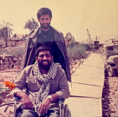 سرلشکر شهید «غلامرضا محرابی» در قاب جبهه سرلشکر شهید «غلامرضا محرابی» در قاب جبهه