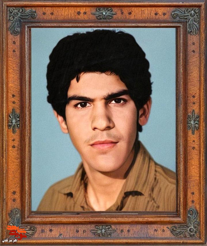 ی ی